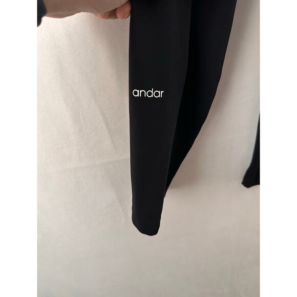 Andar Airywin Leggings Activewear Solid Black Crop Yoga Gym workout Korea 4 - Picture 3 of 4